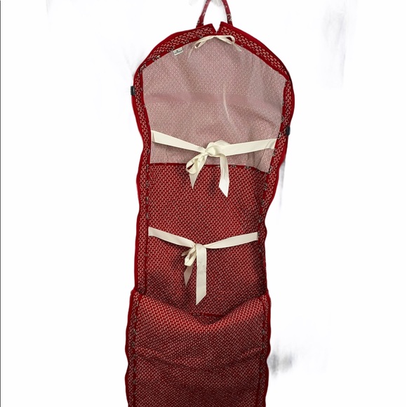 Vera Bradley Red Bandana Hanging Bag - Picture 11 of 11